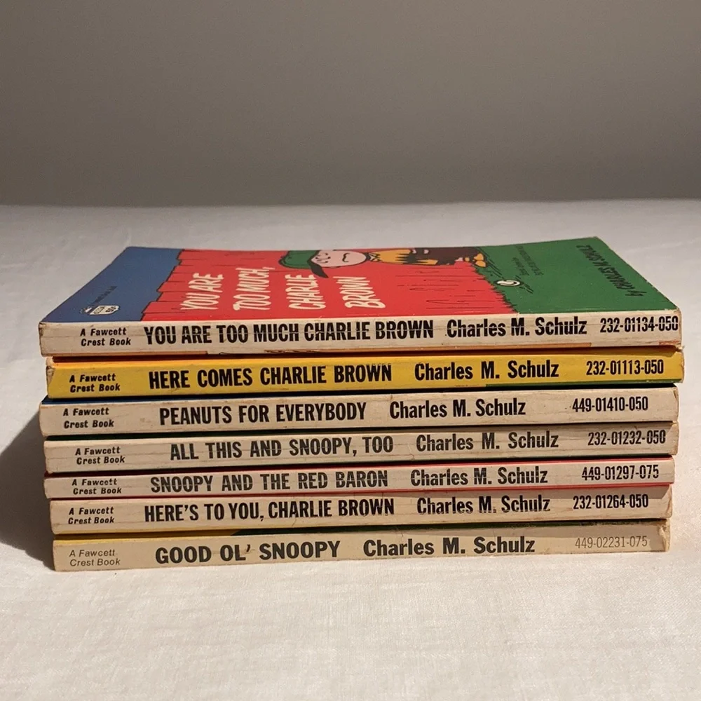 Charles M Schulz peanuts snoopy collectible softcover books - Picture 4 of 17